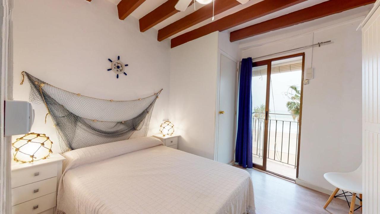 Apartamento En Primera Linea De Playa De Villajoyosa Exteriör bild
